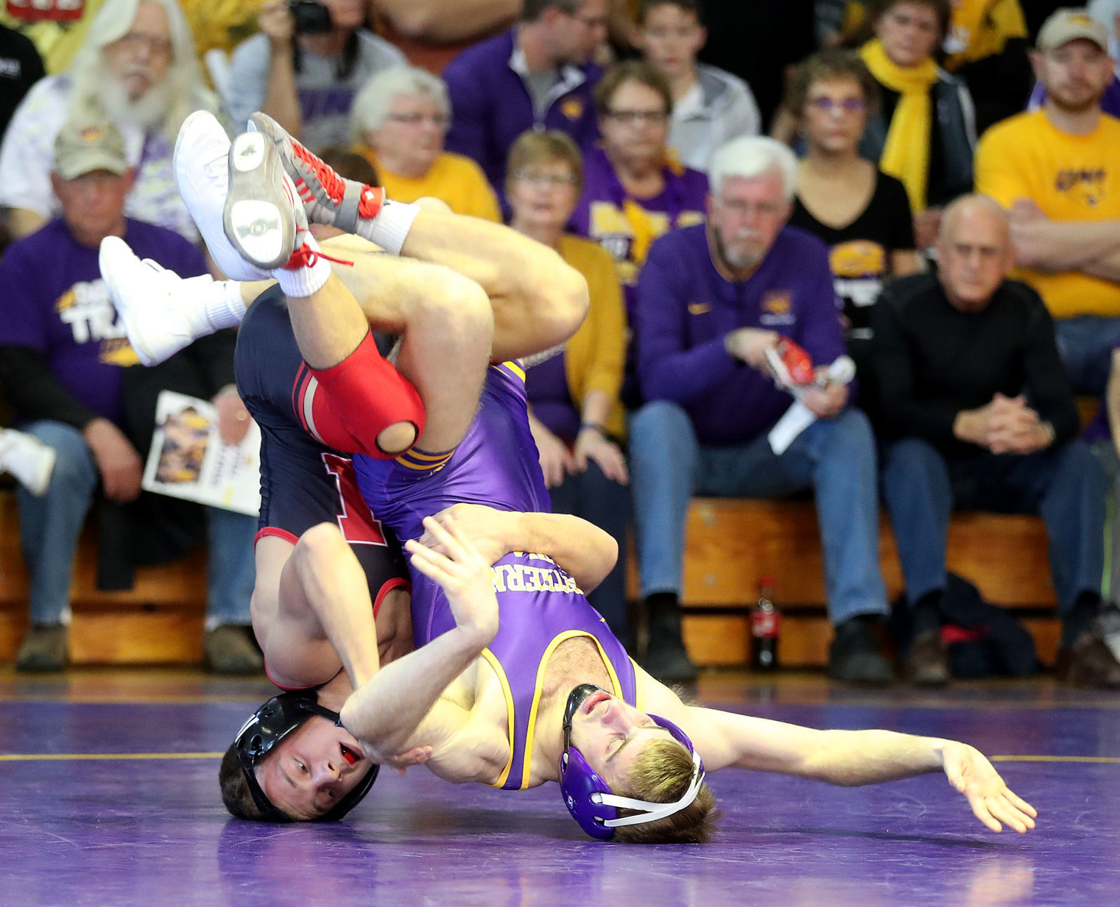 112419bp-uni-nebraska-wrestle-1